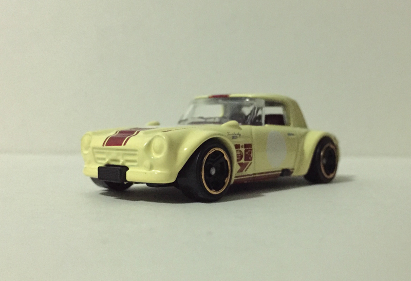 Illustration for article titled Datsun Fairlady Sport 2000 Roadster by Hot WheelsÂ